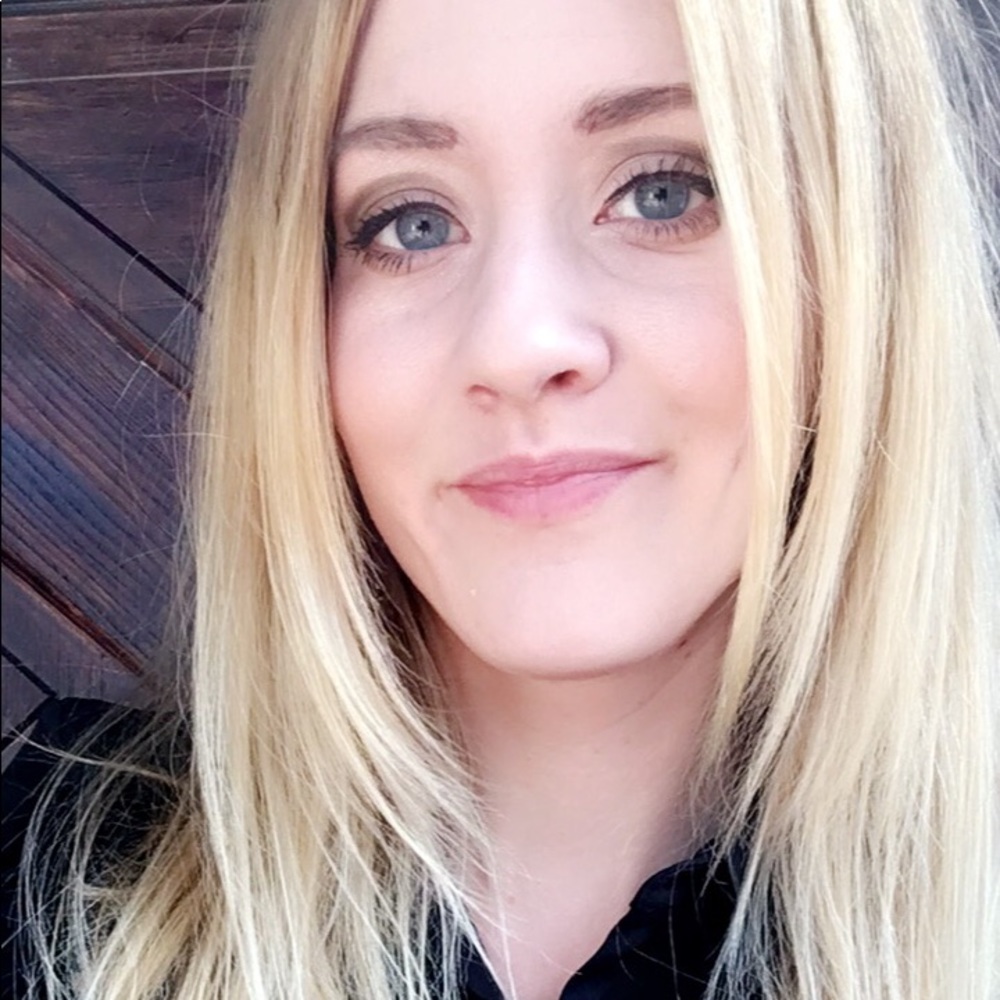 Meet your Posher, Ellie